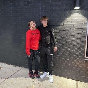 Meet your Posher, Joshua